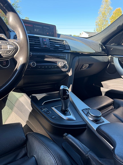 BMW 320d 21 of 29