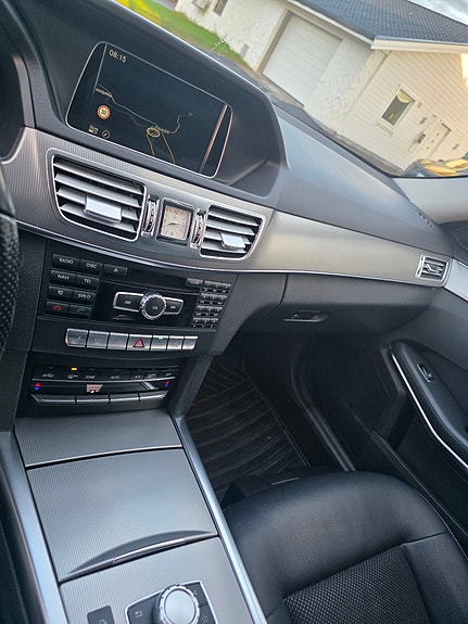 Mercedes-Benz E250 11 of 17
