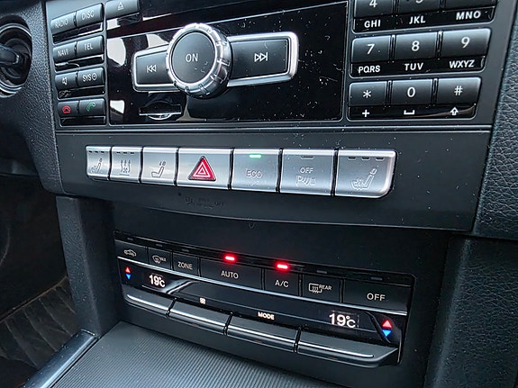 Mercedes-Benz E250 15 of 17