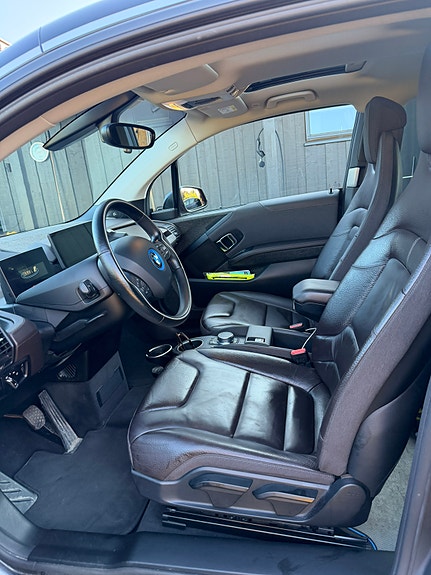 BMW i3 8 of 23