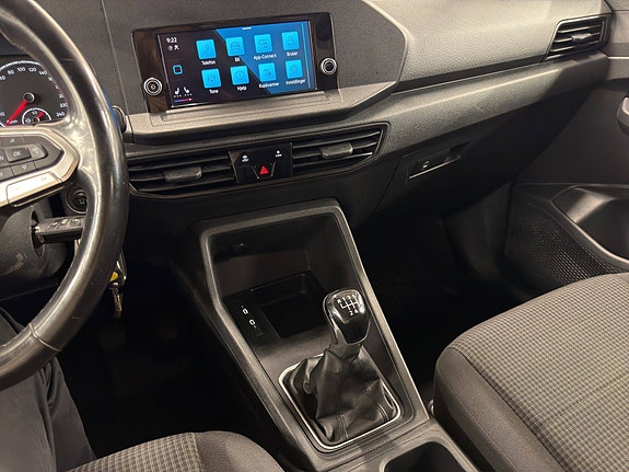 Volkswagen Caddy Maxi 27 of 30