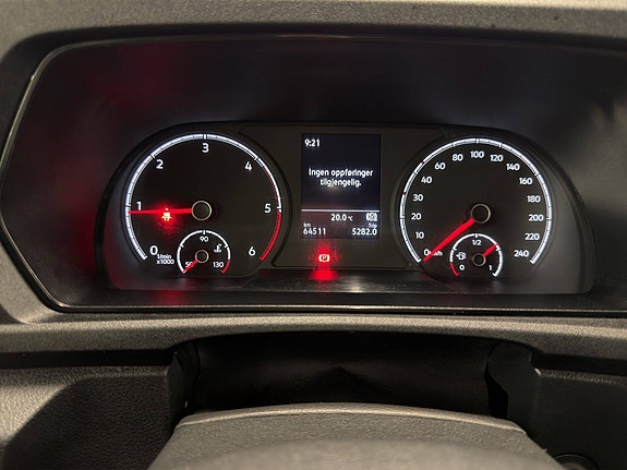 Volkswagen Caddy Maxi 26 of 30