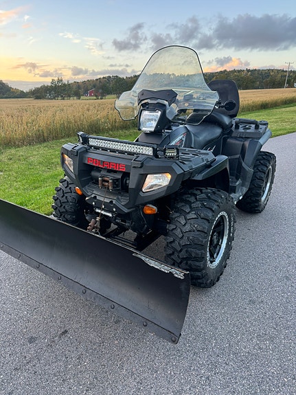 Polaris sportsmann 2 of 11