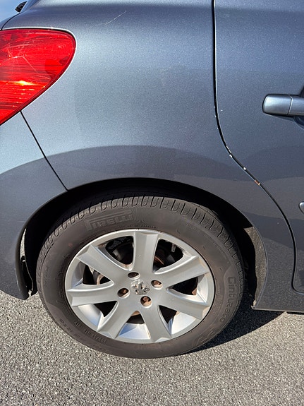 Peugeot 207 14 of 18