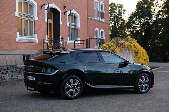 Kia EV6 3 of 20