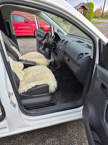 Volkswagen Caddy Maxi 10 of 11