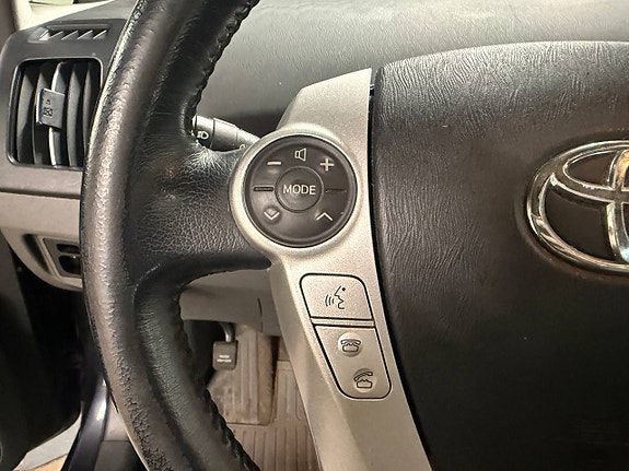 Toyota Prius 19 of 26