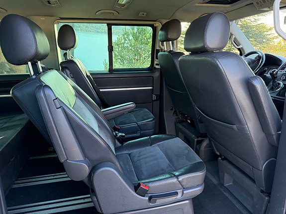 Volkswagen Multivan 20 of 23