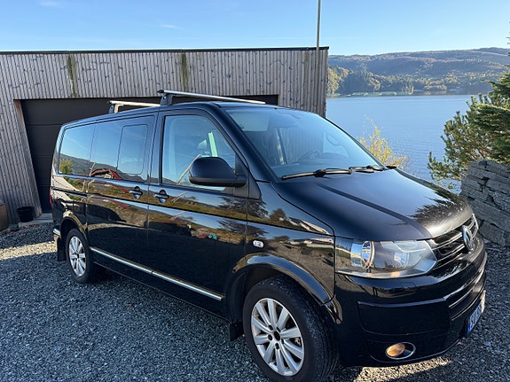 Volkswagen Multivan 6 of 23