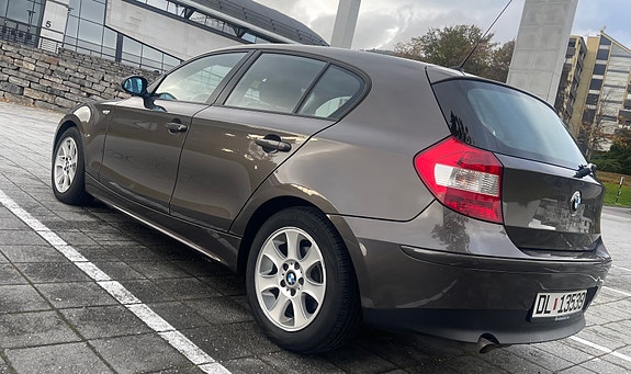 BMW 116i 4 of 10