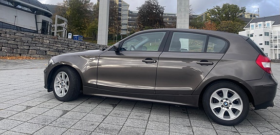 BMW 116i 3 of 10