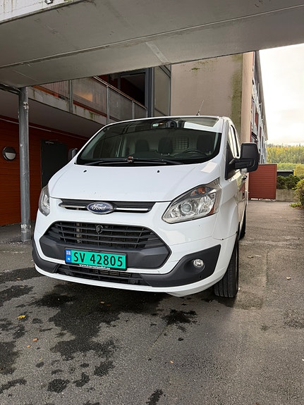 Ford Transit Custom 310L 2 of 28