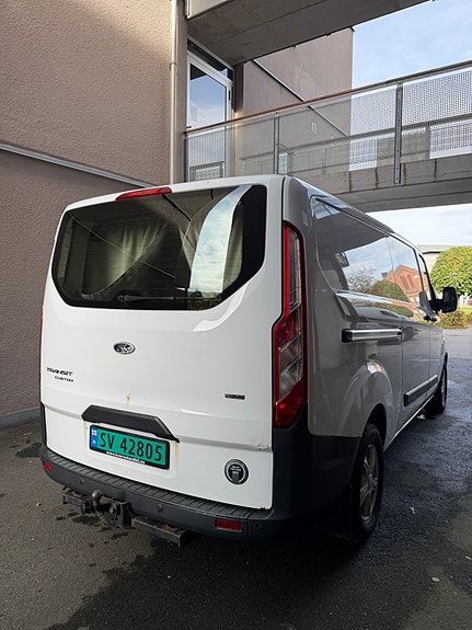 Ford Transit Custom 310L 7 of 28