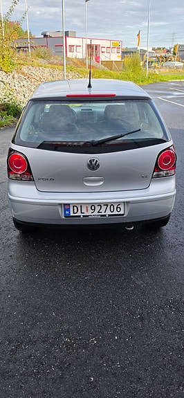 Volkswagen Polo 8 of 23
