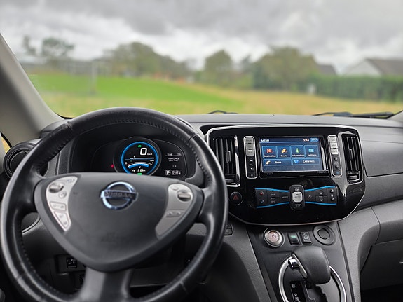 Nissan e-NV200 7 of 22