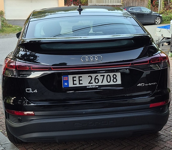 Audi Q4 e-tron 3 of 20