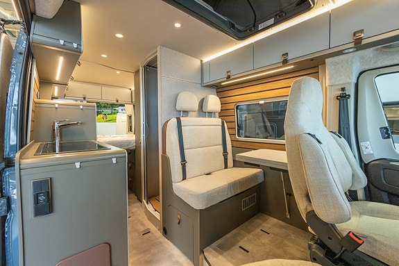 Hymer Grand Canyon| 599cm | topputstyrt | automat | 16 of 30