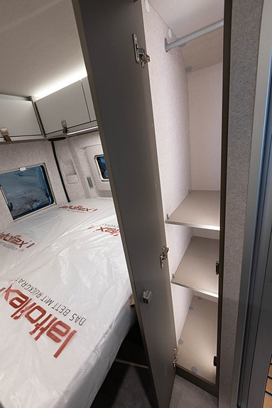 Hymer Grand Canyon| 599cm | topputstyrt | automat | 20 of 30