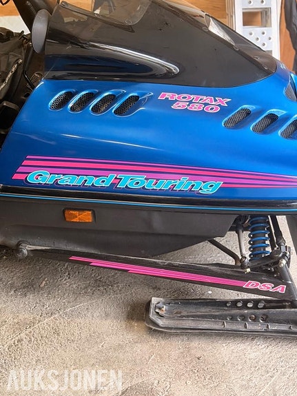 Ski-doo GRAND TOURING 2 of 21