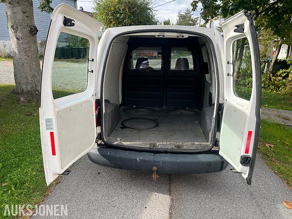 Volkswagen Caddy 6 of 30