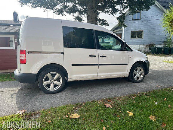 Volkswagen Caddy 4 of 30