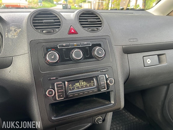 Volkswagen Caddy 13 of 30