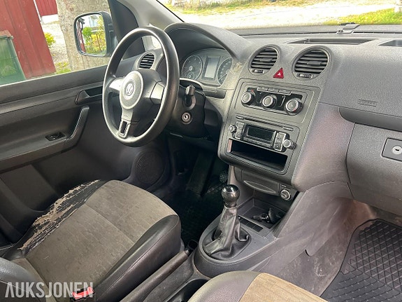 Volkswagen Caddy 16 of 30