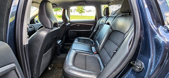 Volvo V70 18 of 29