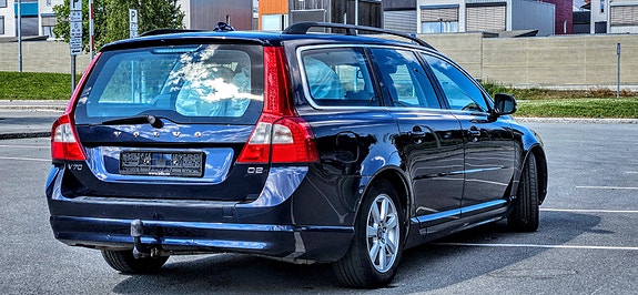 Volvo V70 6 of 29