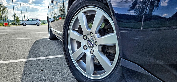 Volvo V70 25 of 29