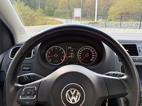 Volkswagen Polo 20 of 20