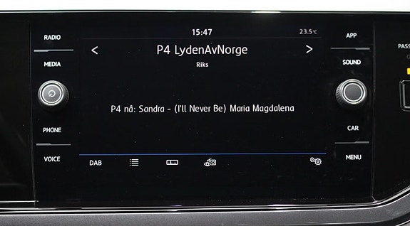 Volkswagen Polo 12 of 14