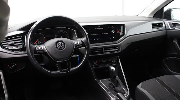 Volkswagen Polo 10 of 14