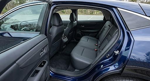 Nissan Ariya 8 of 13