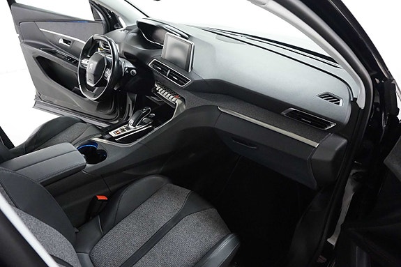 Peugeot 5008 18 of 30