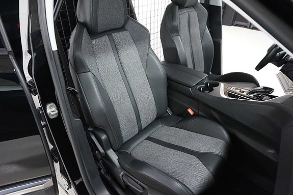 Peugeot 5008 15 of 30
