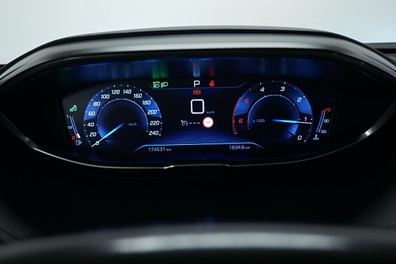 Peugeot 5008 27 of 30
