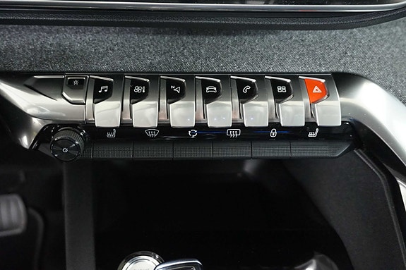 Peugeot 5008 21 of 30