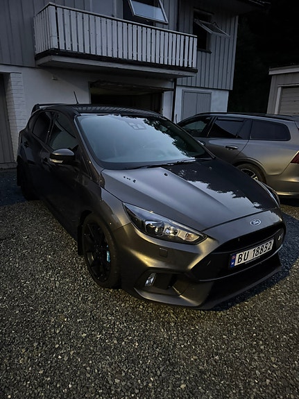 Ford Focus 2 of 8