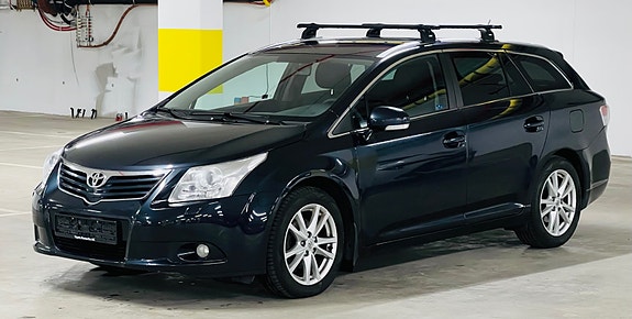 Toyota Avensis 5 of 29