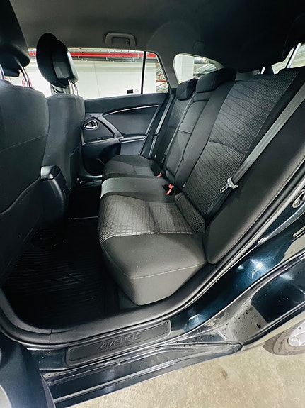 Toyota Avensis 18 of 29