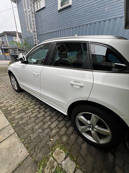 Audi Q5 12 of 27