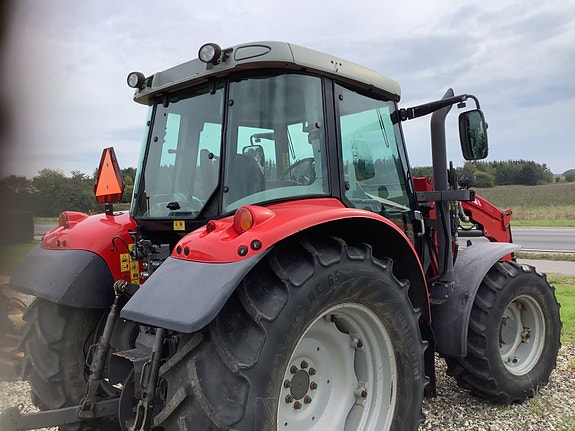Massey Ferguson 5410 2 of 6