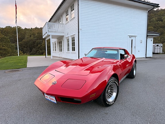 Chevrolet Corvette 23 of 30