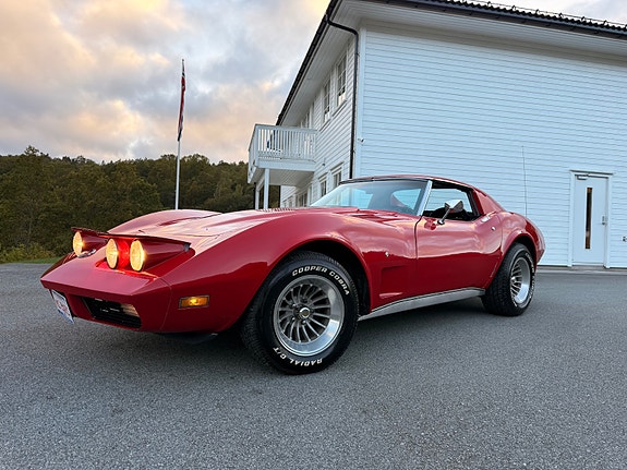 Chevrolet Corvette 4 of 30