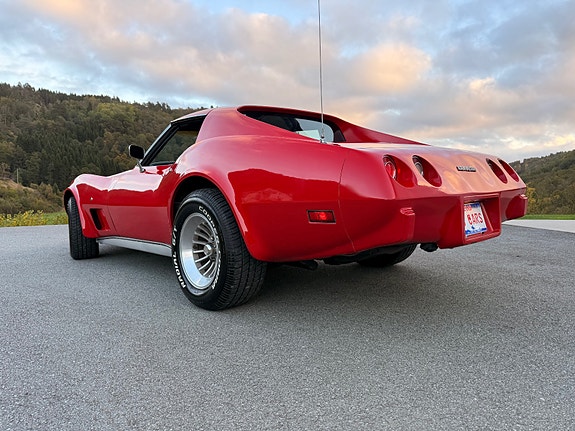 Chevrolet Corvette 8 of 30