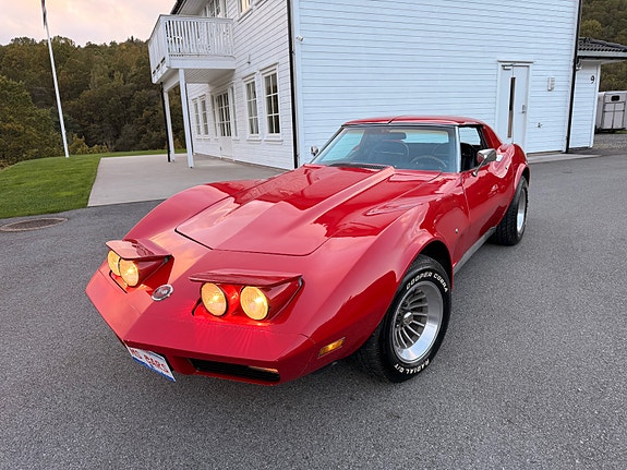Chevrolet Corvette 21 of 30