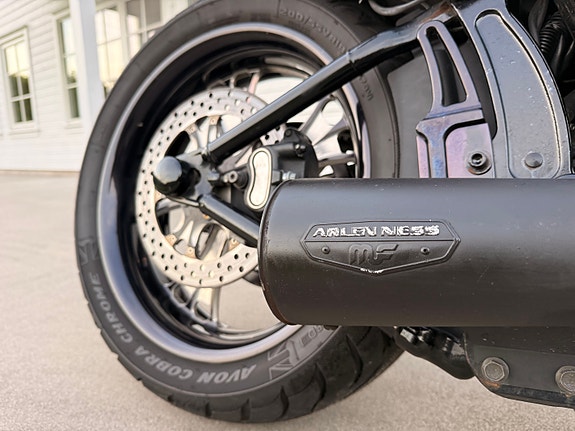 Harley-Davidson FXSTB / I Softail Night Train 17 of 30