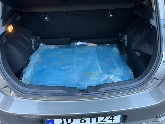 Toyota Auris 13 of 13