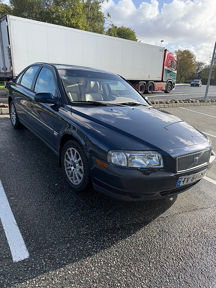 Volvo S80 2 of 24